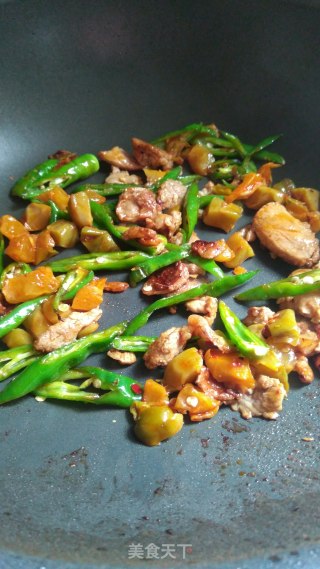 榨菜炒瘦肉的做法步骤：6