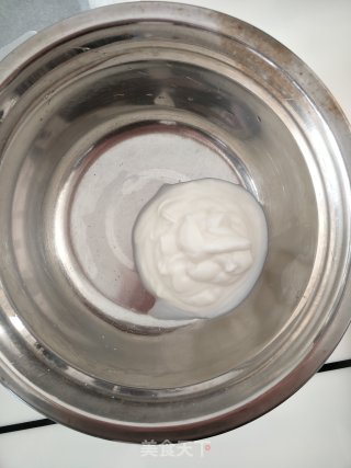酸奶奥利奥奶油蛋糕卷的做法步骤：1