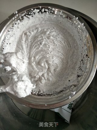 酸奶奥利奥奶油蛋糕卷的做法步骤：15