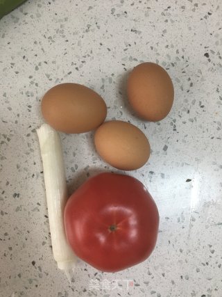 番茄炒鸡蛋的做法步骤：1