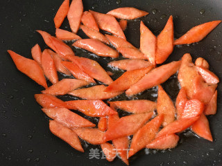 芹菜炒火腿的做法步骤：5