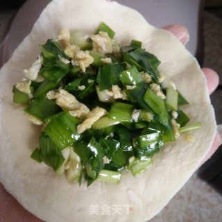 韭菜鸡蛋发面小饼的做法步骤：8