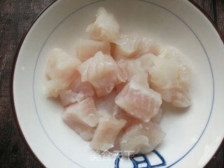 金针菇泡菜巴沙鱼的做法步骤：3