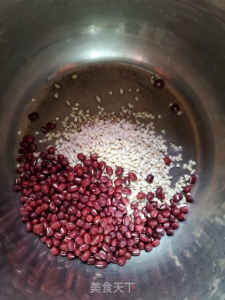 洋薏仁红豆汤的做法步骤：1