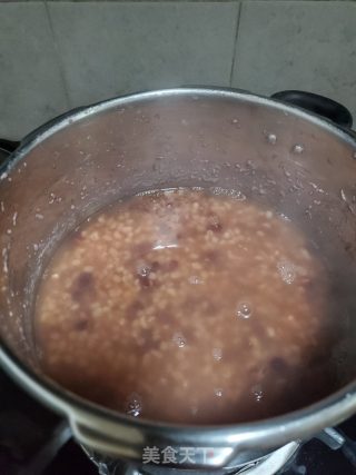 洋薏仁红豆汤的做法步骤：4