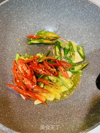 尖椒炒豆腐的做法步骤：5