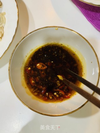 凉拌金针菇鸡腿肉的做法步骤：5
