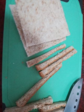 简易西多士的做法步骤：1