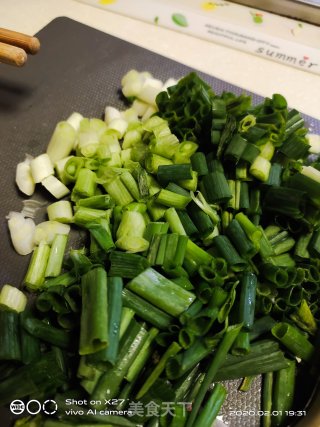五花肉炒白菜梗的做法步骤：3