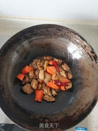 黄焖鸡的做法步骤：7