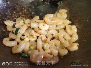 青葱虾仁的做法步骤：4