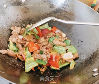 孜然牛肉的做法步骤：7
