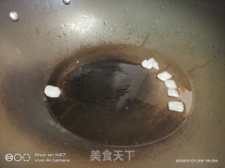 牛腩胡萝卜汤的做法步骤：2