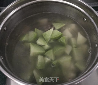 羊蝎子青萝卜汤的做法步骤：6