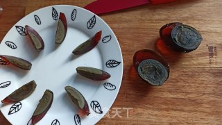 松花蛋玉子豆腐的做法步骤：2