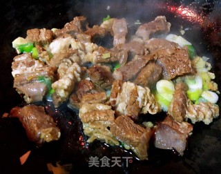 杏鲍菇炒牛肉的做法步骤：7