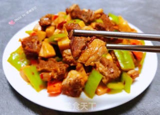 杏鲍菇炒牛肉的做法步骤：14