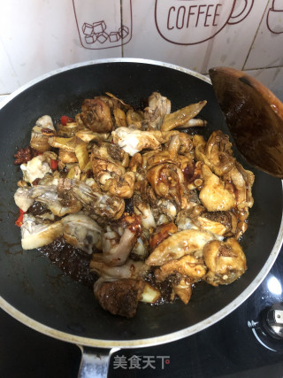 砂锅鲍鱼鸡煲的做法步骤：9