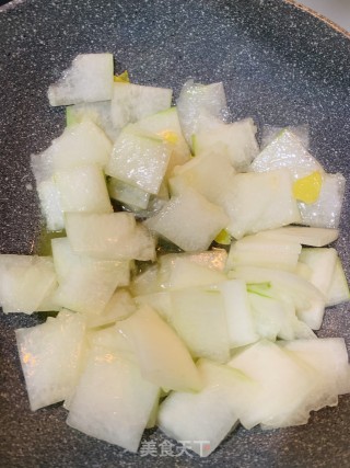 清炒冬瓜片的做法步骤：3