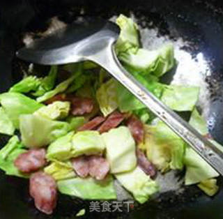 香肠圆白菜年糕汤的做法步骤：7