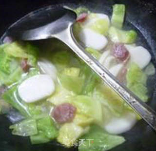 香肠圆白菜年糕汤的做法步骤：10