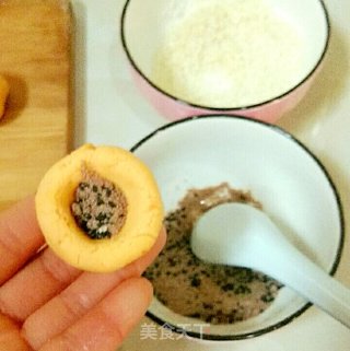 地瓜丸的做法步骤：6