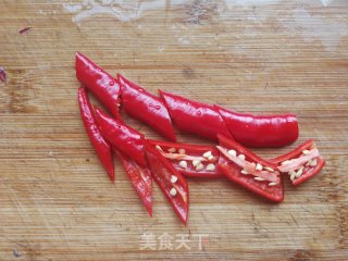 洋葱木耳炒莴笋的做法步骤：3