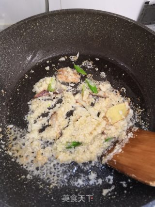蒜香龙虾尾的做法步骤：4
