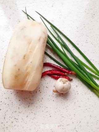炝炒藕片的做法步骤：1
