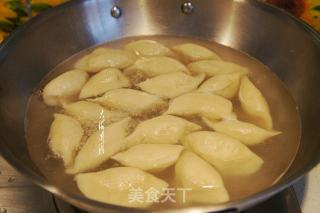 白菜馅水饺的做法步骤：8