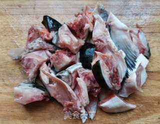 家庭版烤三文鱼头的做法步骤：2