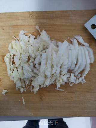 大白菜炒牛肉的做法步骤：1