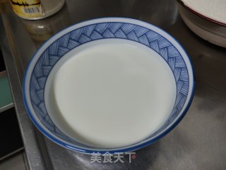 奶香馒头的做法步骤：1