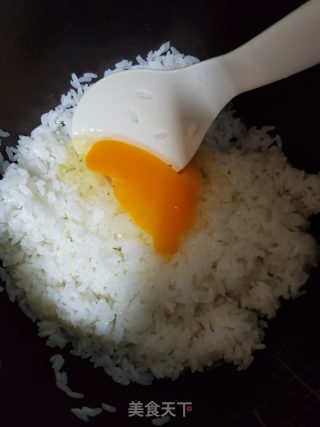 香肠时蔬炒饭的做法步骤：3