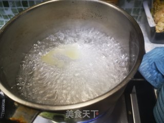 清炒莴笋的做法步骤：2