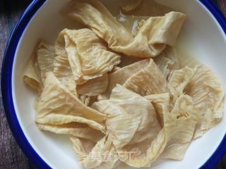 生菜拌人造肉的做法步骤：1