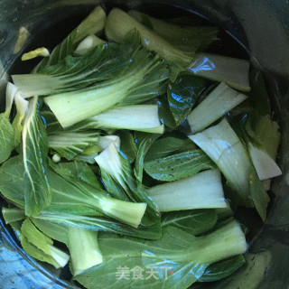 蚝油包菜的做法步骤：1