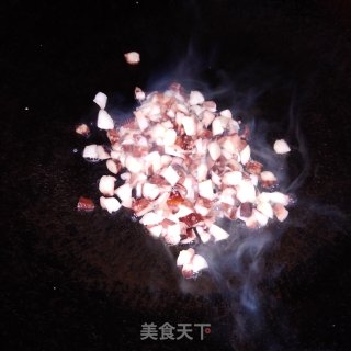 海味中梅焗饭的做法步骤：3