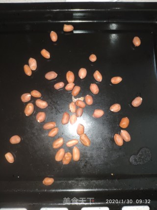 蒸萝卜缨的做法步骤：1