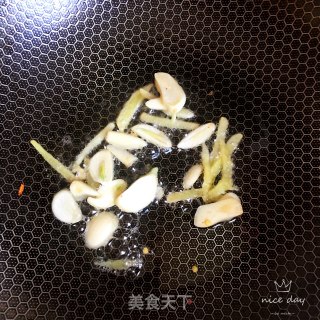 香辣煎带鱼的做法步骤：7