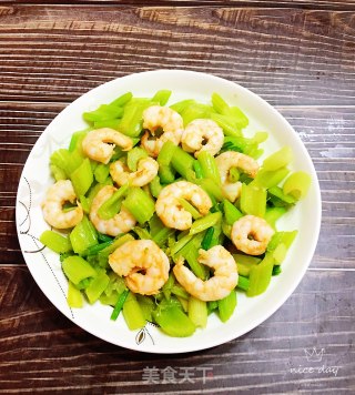 芹菜虾仁的做法步骤：8