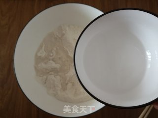 烙春饼的做法步骤：2