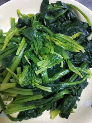 菠菜凉皮的做法步骤：3