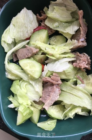 牛肉沙拉的做法步骤：9