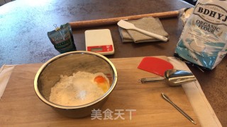 鸡蛋手擀面的做法步骤：1