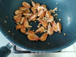 蒜香芦笋北极虾的做法步骤：7
