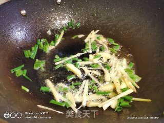 红烧大虾的做法步骤：3