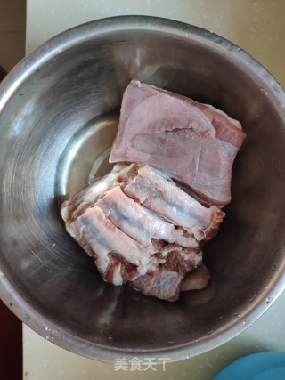 卤驴肉的做法步骤：1