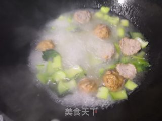 白菜粉丝煮肉圆的做法步骤：6