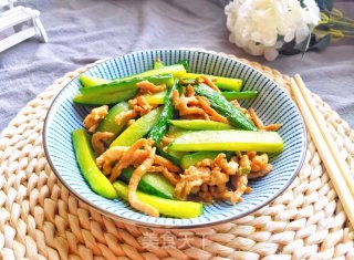 5分钟就能搞定的快手家常菜肉炒黄瓜的做法步骤：6